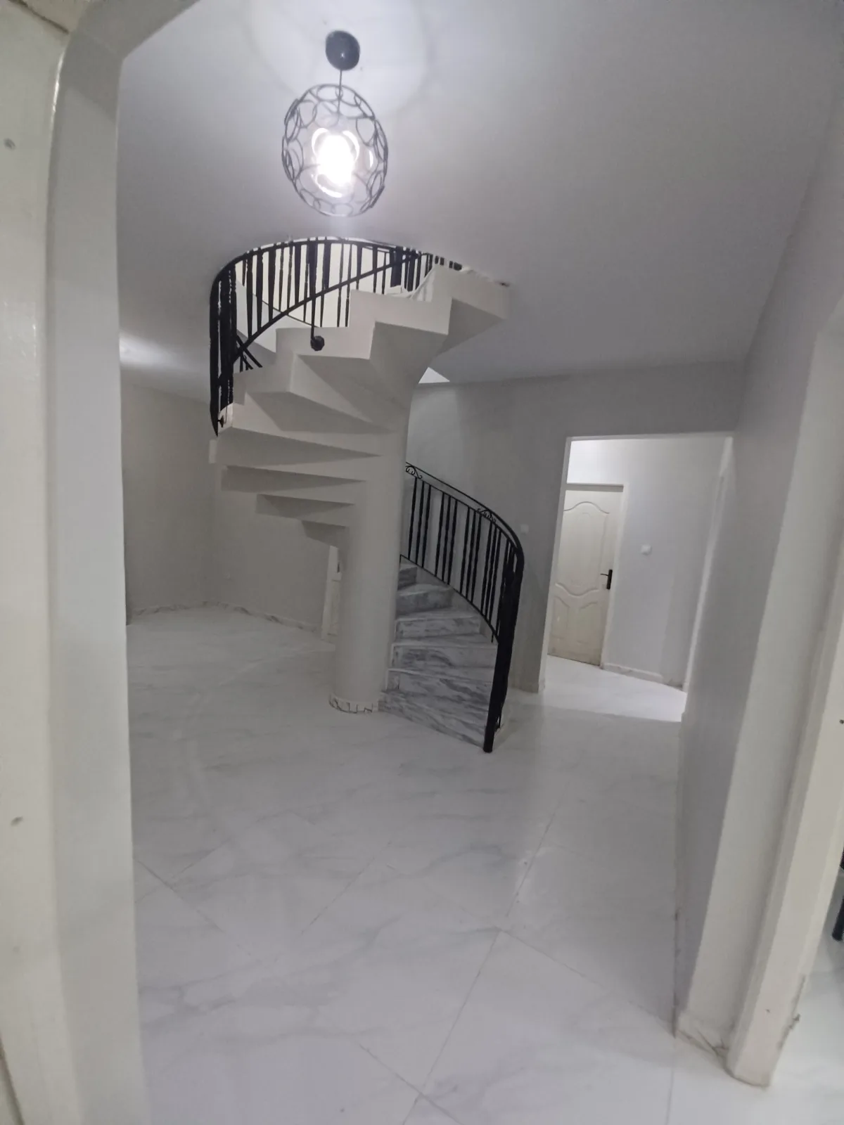 Duplex neuf confortable et climatisé Skikda, Skikda — photo 2